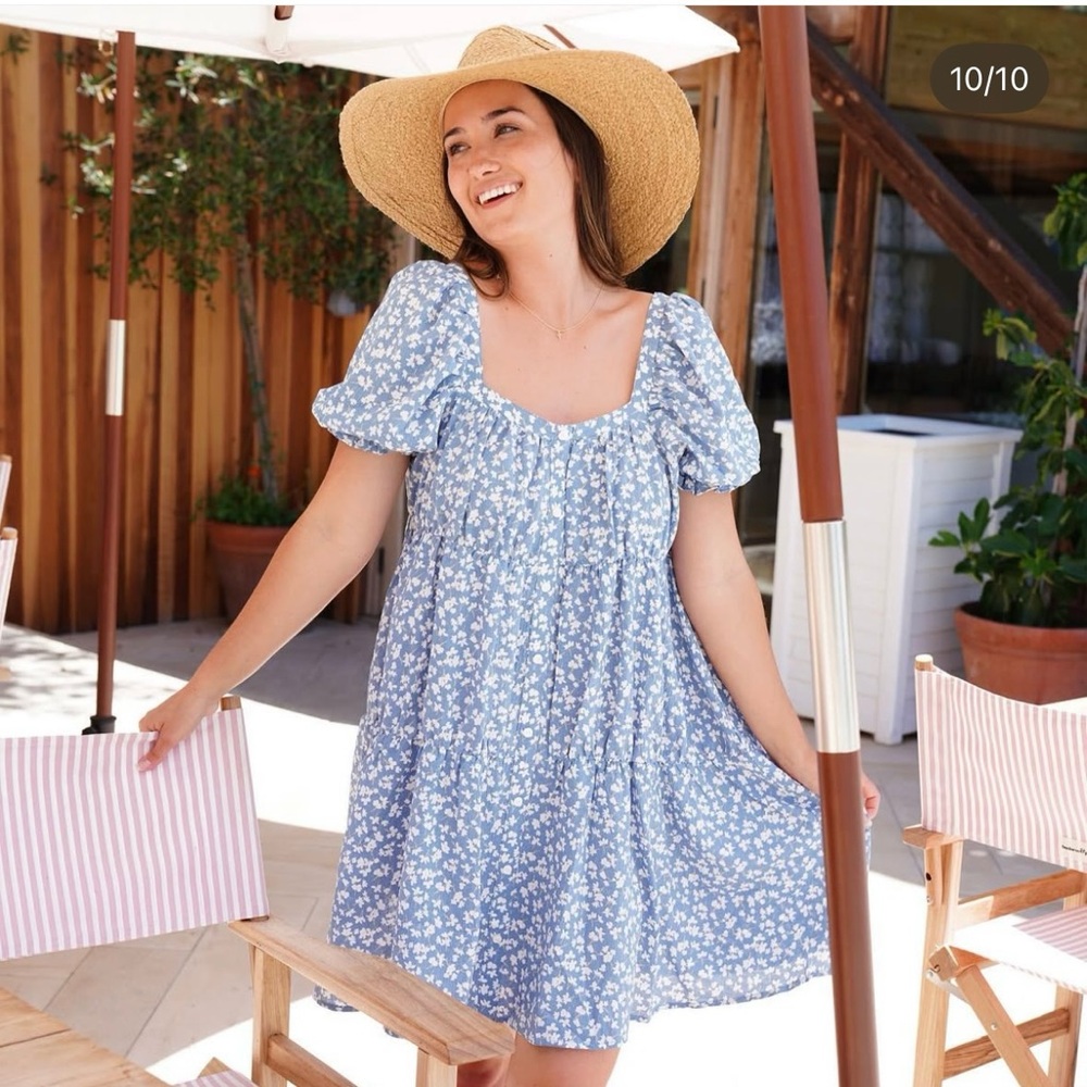 CJLA Clarissa Blue Floral Puff Sleeve Dress.